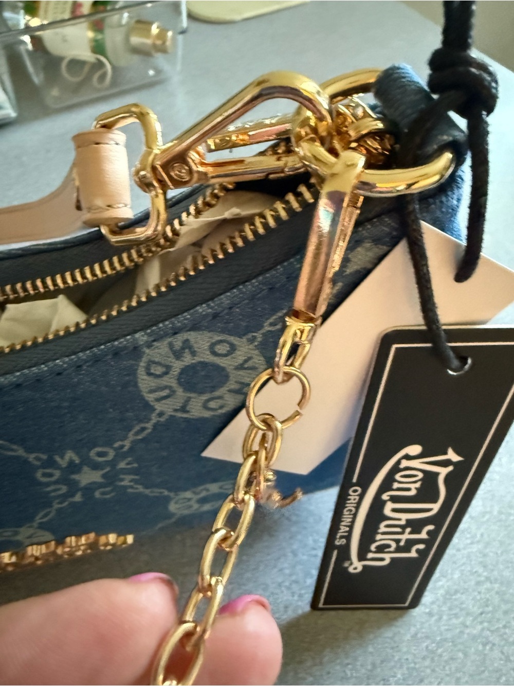 Von Dutch Blue Denim Shoulder Bag with Cream Handle and Gold Chain Charm - Picture 5 of 10